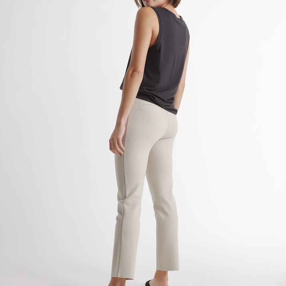 NWT Quince - Ultra-Stretch Ponte Straight Leg Pants